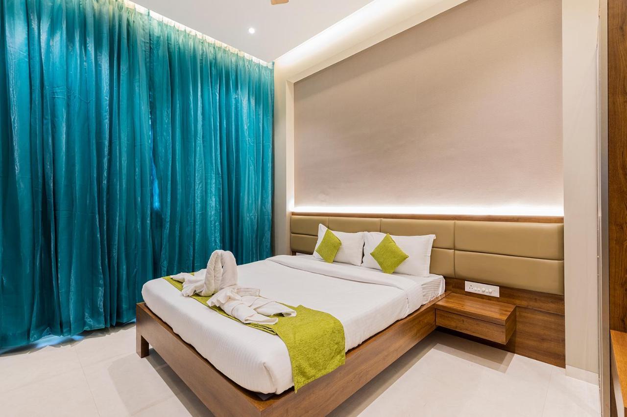 Hotel Seven Oaks Navi Mumbai Exterior foto